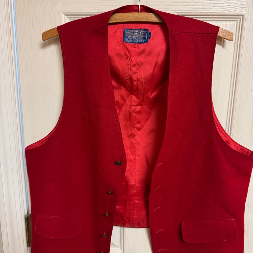 Vintage Pendleton Mens Red Wool Vest Size 42 With Red Lining & Button Closure